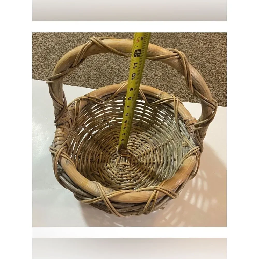 Handwoven 💲Low Price 💲Vintage Natural Woven Basket - Brown and Tan